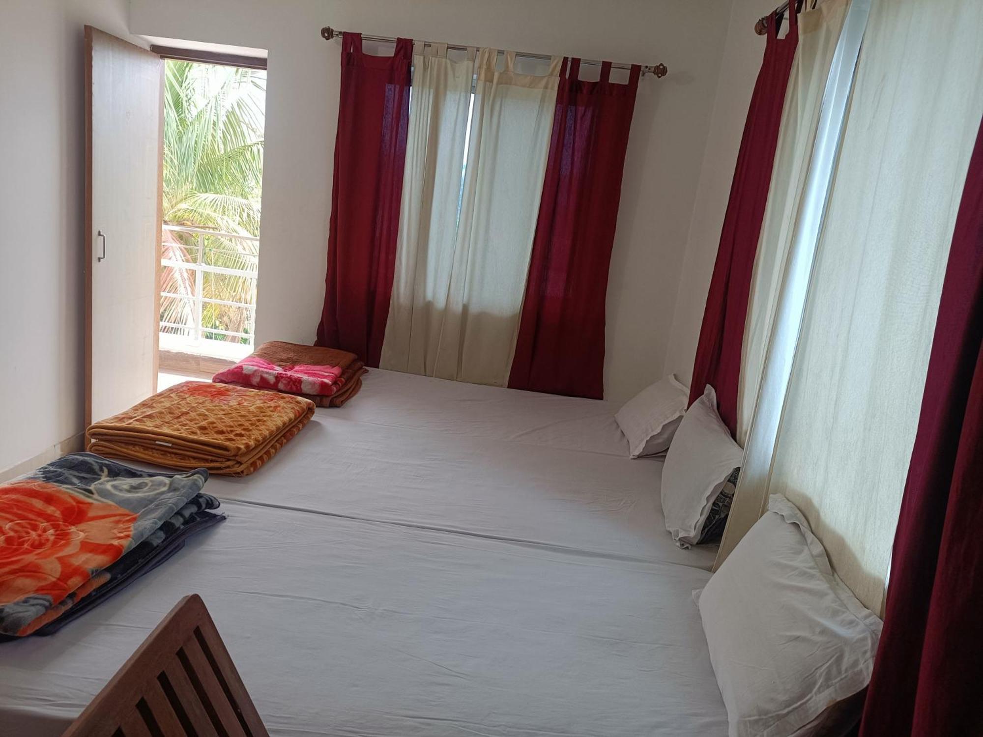 The Gupta Guest House Bodh Gaja Zewnętrze zdjęcie